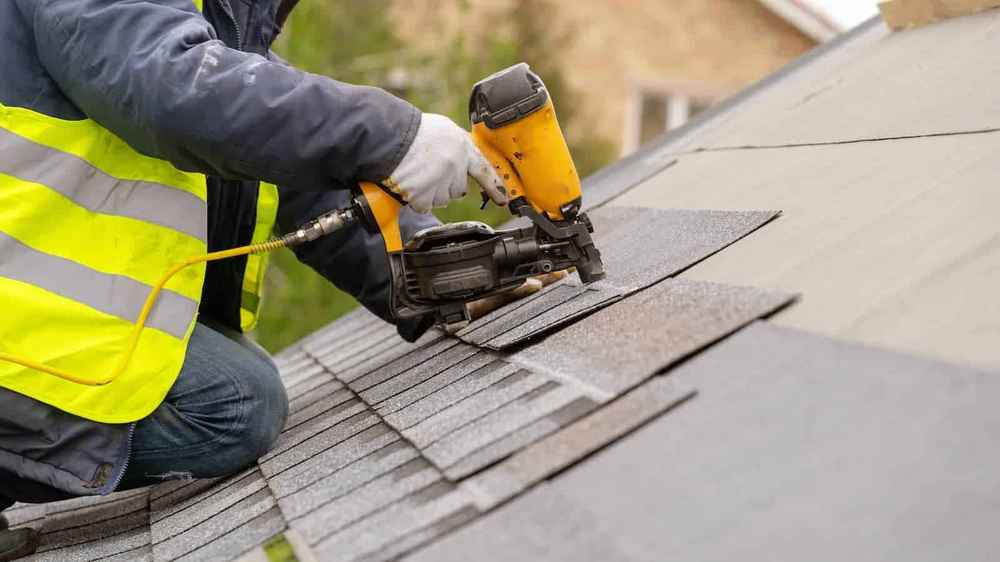 Trusted roof repair expert in Montana