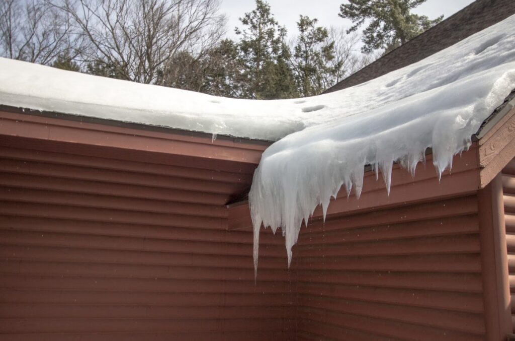 ice dam on Montana roofs